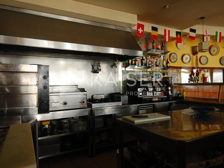 Commercial for Sale in Albufeira, Albufeira 9