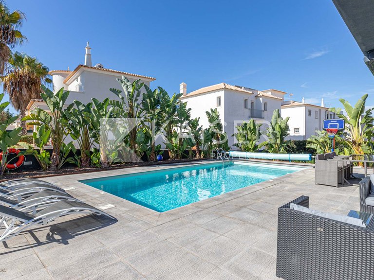 Villa for Sale in Albufeira, Albufeira 7