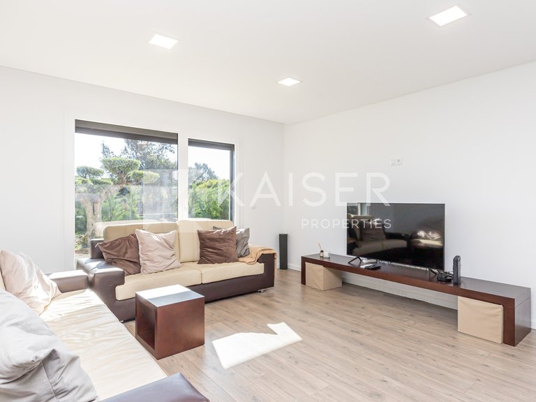 Villa for Sale in Albufeira, Albufeira 9