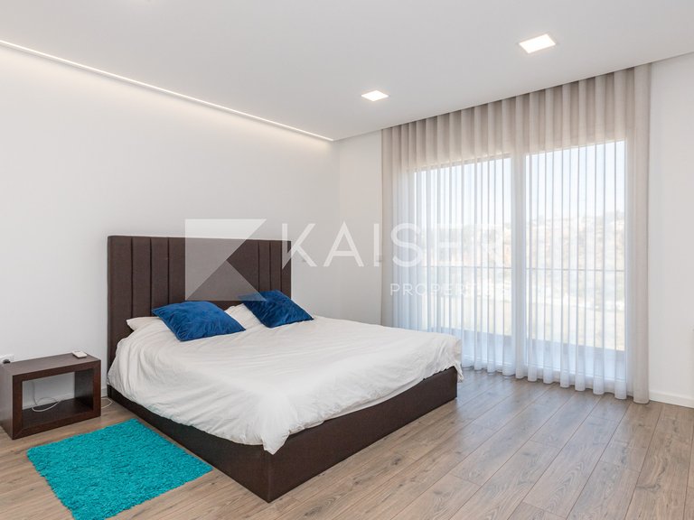 Villa for Sale in Albufeira, Albufeira 13