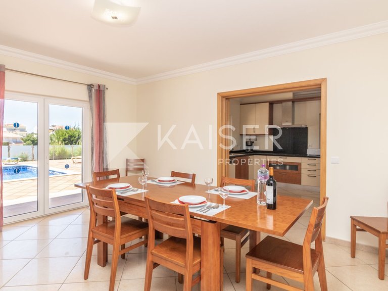 Villa for Sale in Albufeira, Albufeira 10
