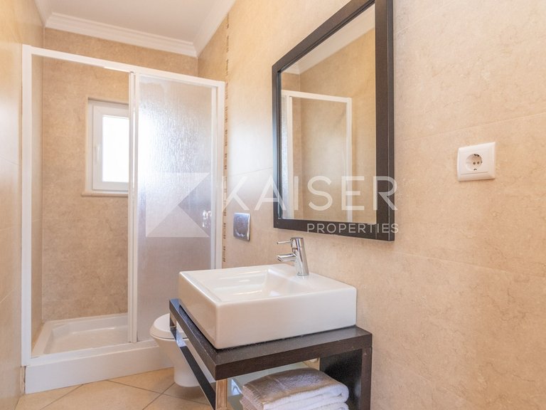 Villa for Sale in Albufeira, Albufeira 15