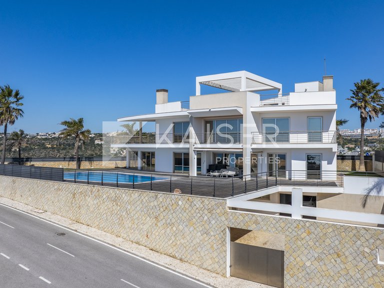 Villa for Sale in Albufeira, Albufeira 17