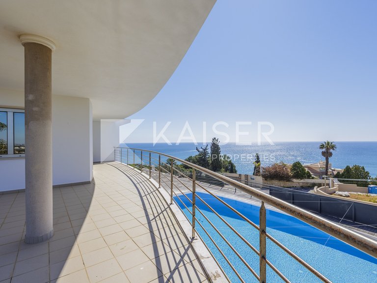 Villa for Sale in Albufeira, Albufeira 33