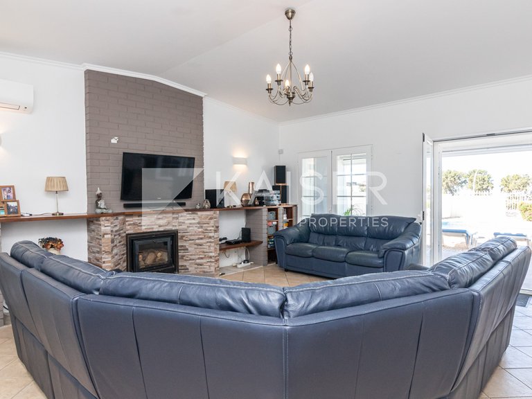 Villa for Sale in Albufeira, Albufeira 9