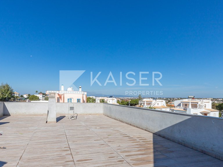 Villa for Sale in Albufeira, Albufeira 21