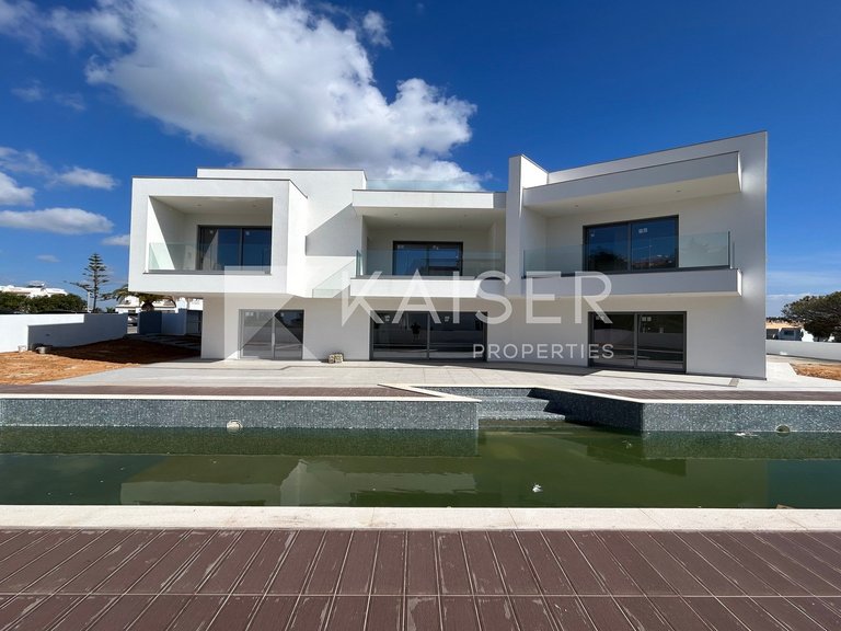 Villa for Sale in Albufeira, Albufeira 22