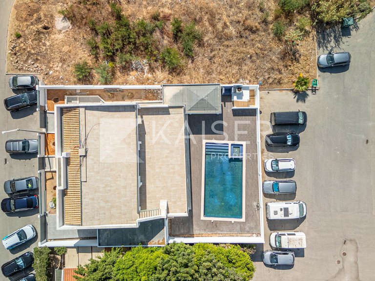 Villa for Sale in Albufeira, Albufeira 35