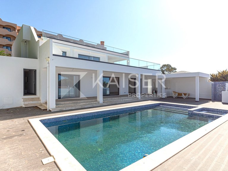 Villa for Sale in Albufeira, Albufeira 8