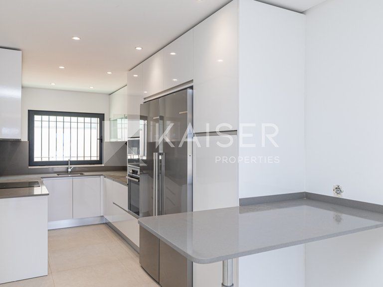 Villa for Sale in Albufeira, Albufeira 14