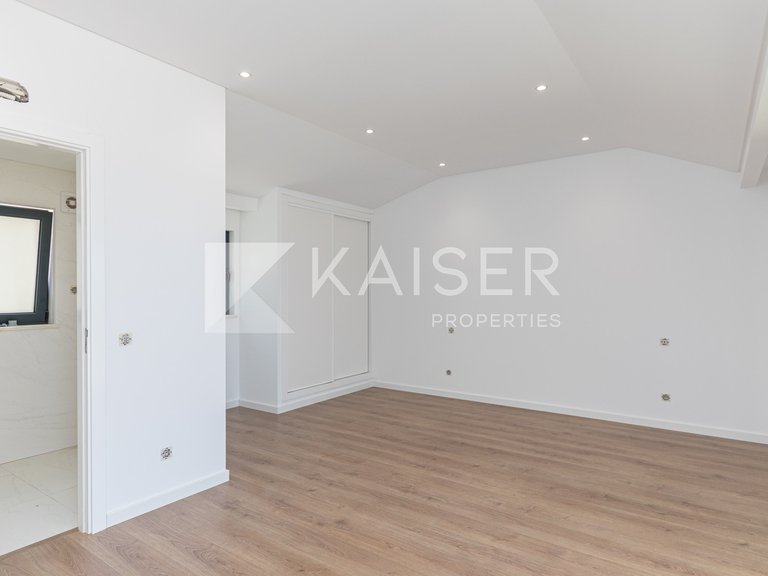 Villa for Sale in Albufeira, Albufeira 24