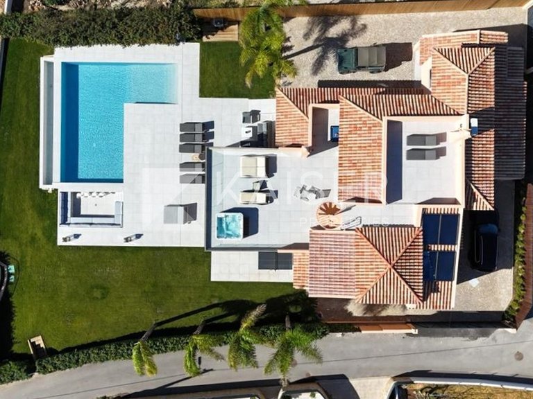 Villa for Sale in Albufeira, Albufeira 7