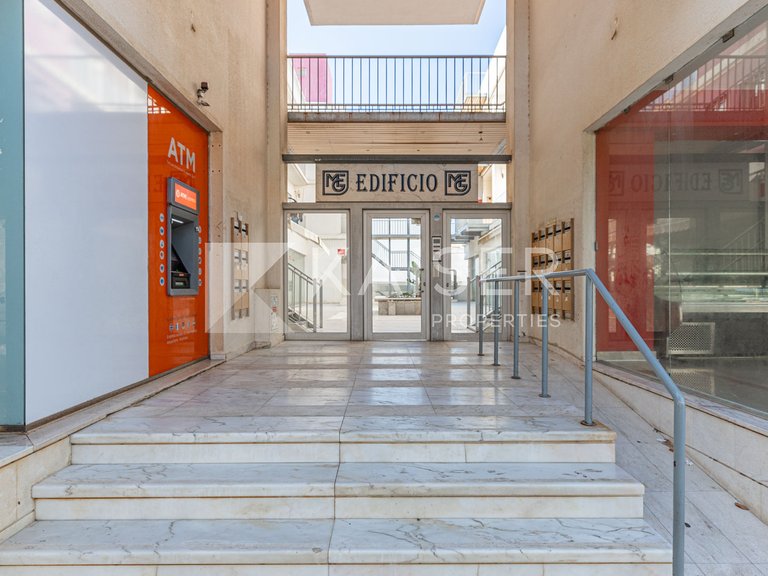 Commercial for Sale in Albufeira, Albufeira 8