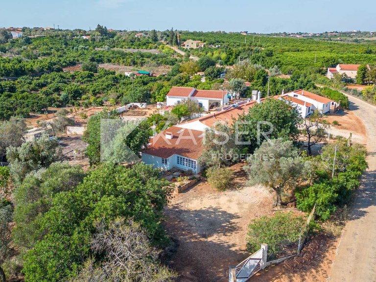Villa for Sale in Silves, Silves 1