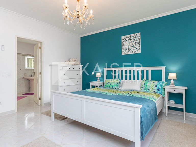 Villa for Sale in Foral, Foral 5