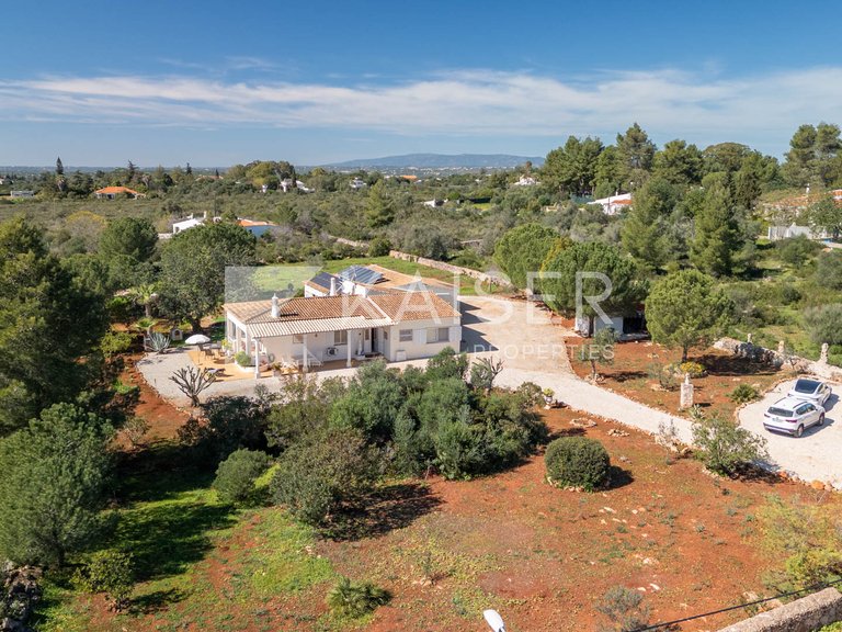 Villa for Sale in Foral, Foral 7