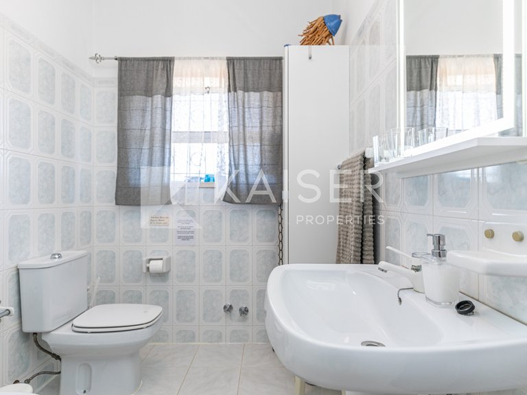 Villa for Sale in Foral, Foral 19