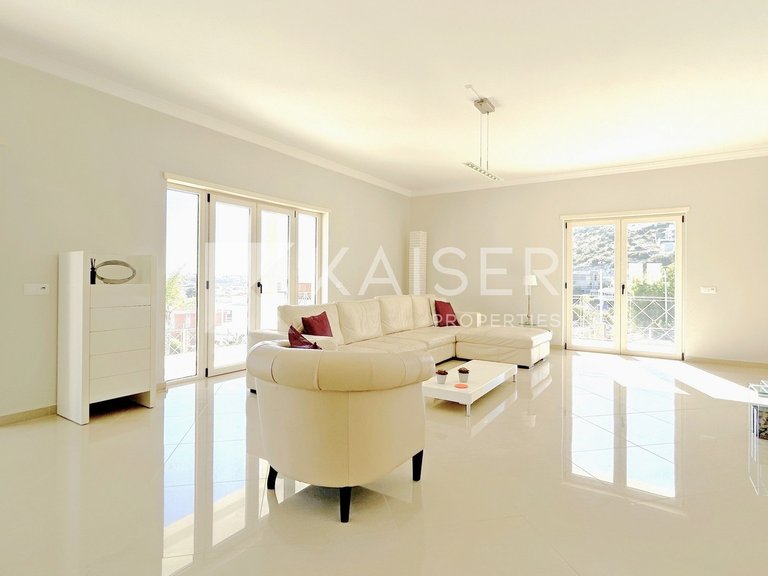 Villa for Sale in Albufeira, Albufeira 11