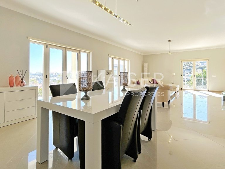 Villa for Sale in Albufeira, Albufeira 13