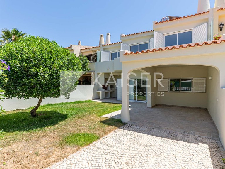 Town House for Sale in Albufeira, Albufeira 1