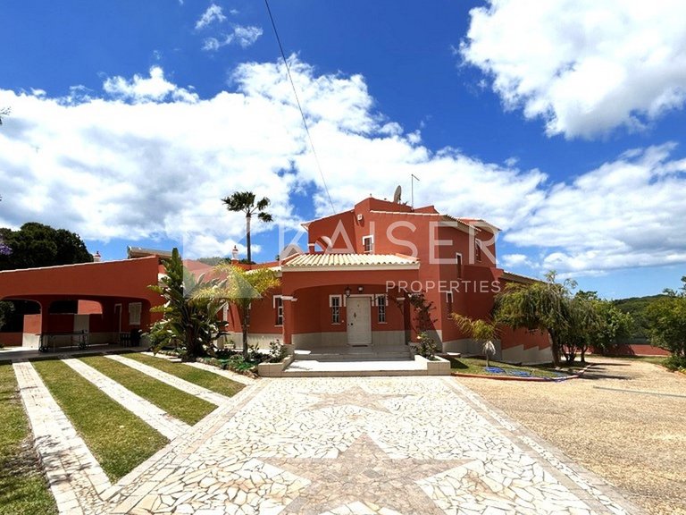 Villa for Sale in Albufeira, Albufeira 6