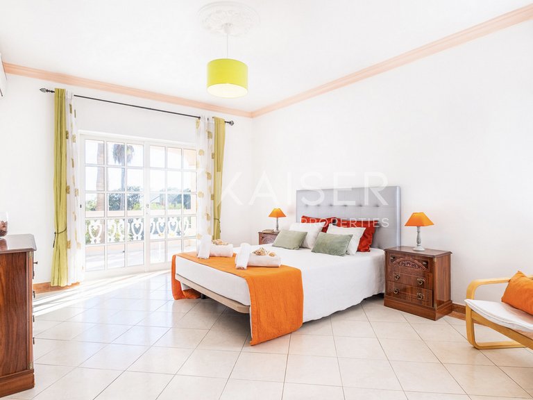Villa for Sale in Albufeira, Albufeira 13