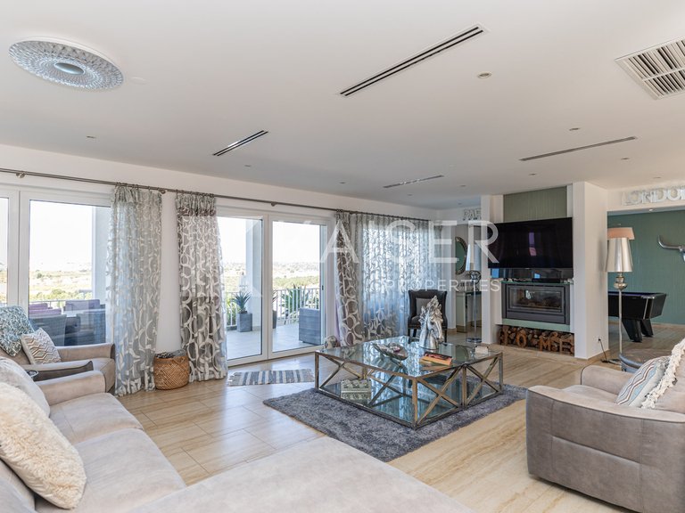 Villa for Sale in Albufeira, Albufeira 6