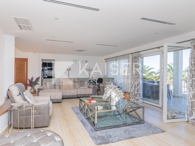 Villa for Sale in Albufeira, Albufeira 7
