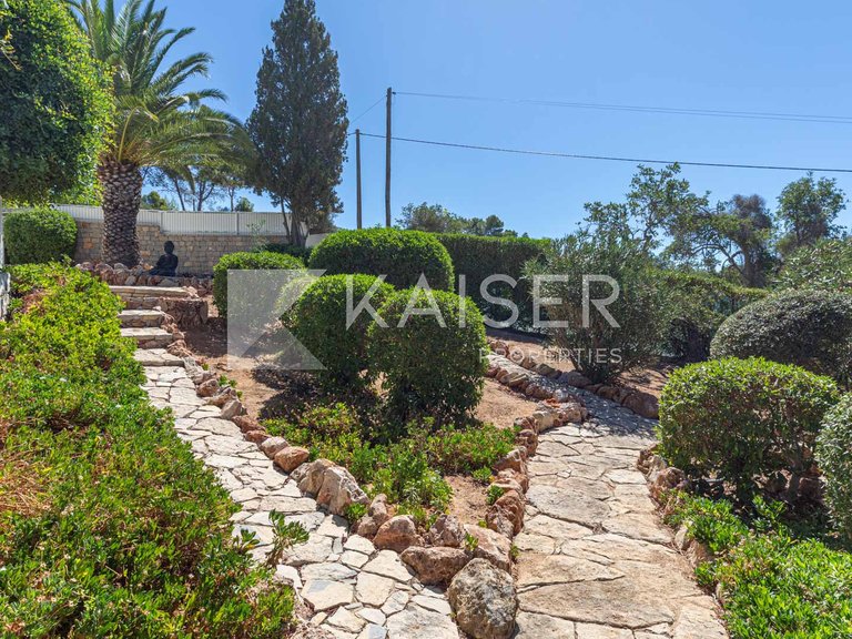 Villa for Sale in Albufeira, Albufeira 34