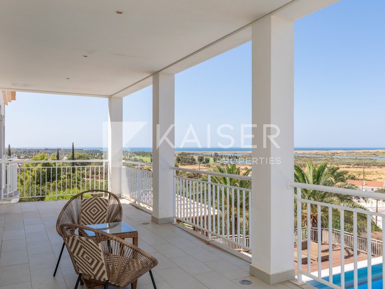 Villa for Sale in Albufeira, Albufeira 33