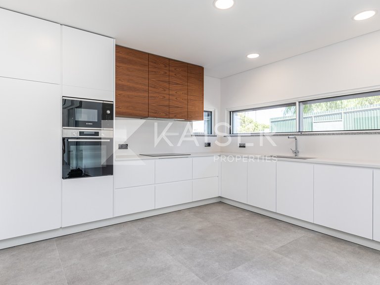 Villa for Sale in Albufeira, Albufeira 8