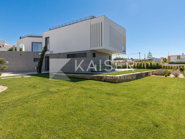 Villa for Sale in Albufeira, Albufeira 29