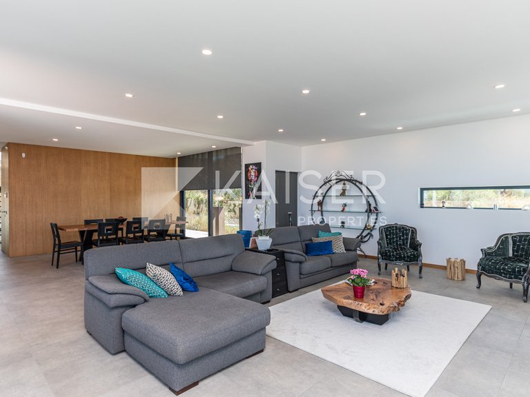 Villa for Sale in Albufeira, Albufeira 7