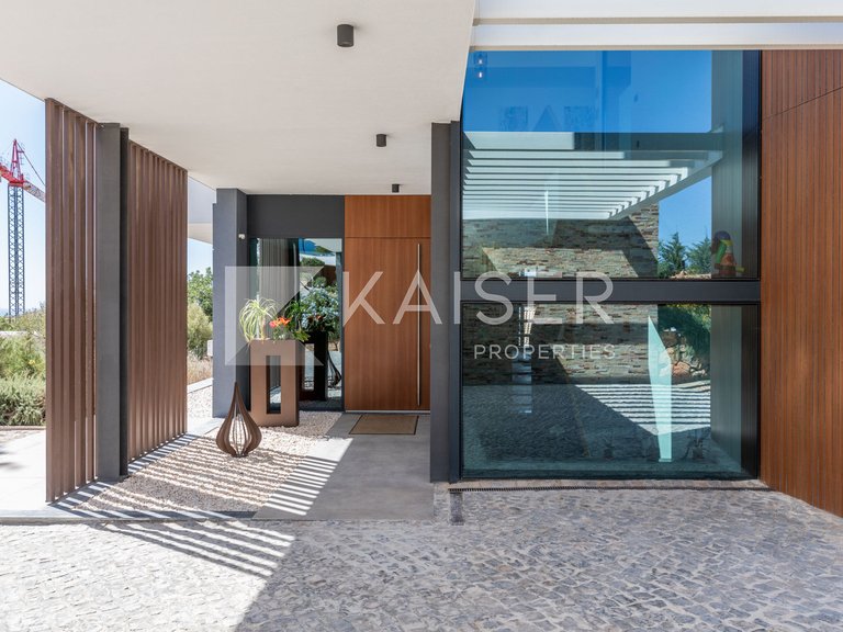 Villa for Sale in Albufeira, Albufeira 25