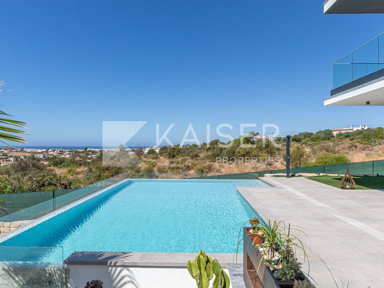 Villa for Sale in Albufeira, Albufeira 28