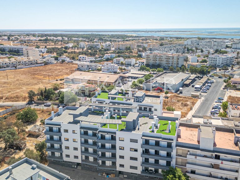 Apartment for Sale in Quelfes, Quelfes 3
