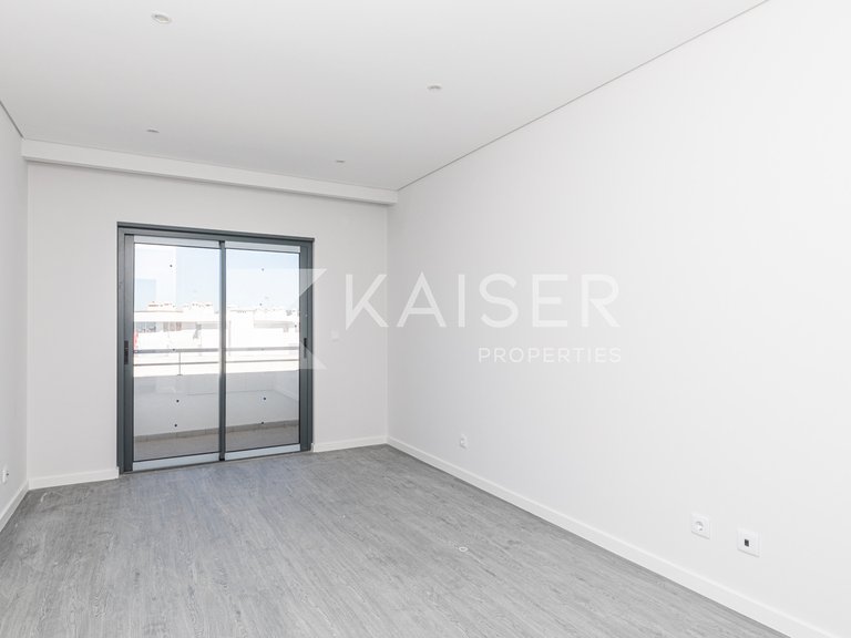 Apartment for Sale in Quelfes, Quelfes 16