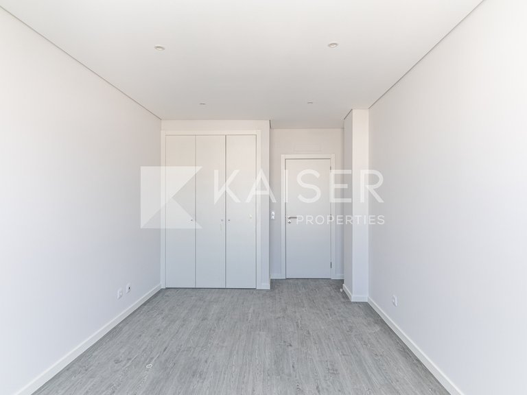 Apartment for Sale in Quelfes, Quelfes 17
