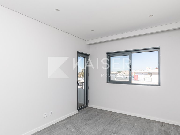 Apartment for Sale in Quelfes, Quelfes 19