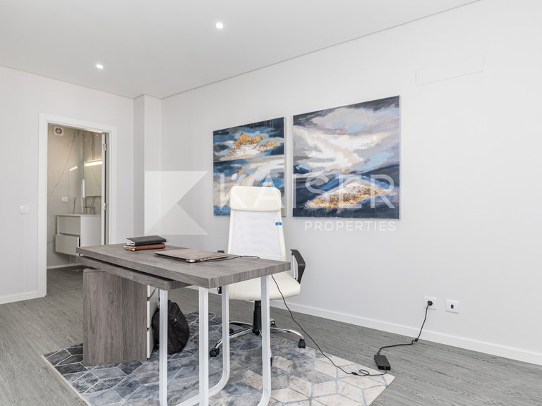 Apartment for Sale in Quelfes, Quelfes 23