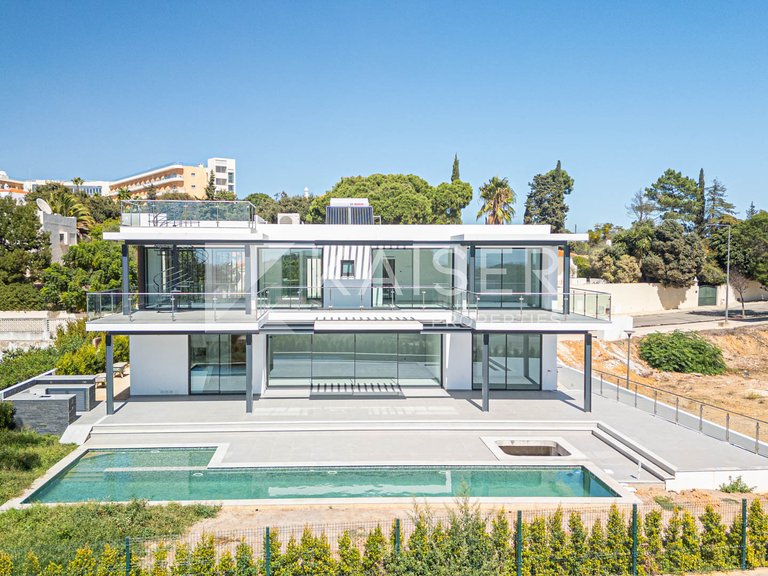 Villa for Sale in Albufeira, Albufeira 8