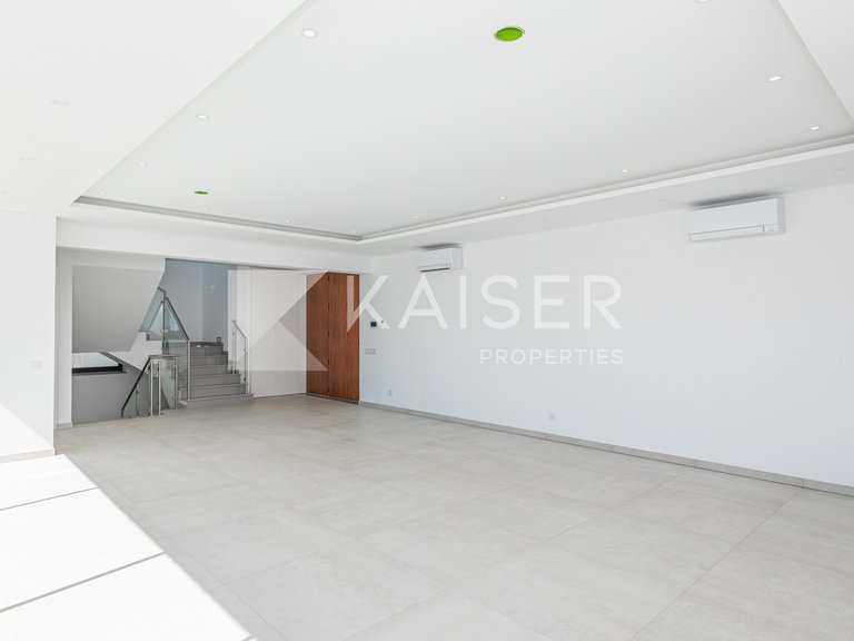 Villa for Sale in Albufeira, Albufeira 11