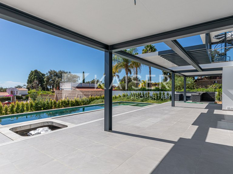 Villa for Sale in Albufeira, Albufeira 37