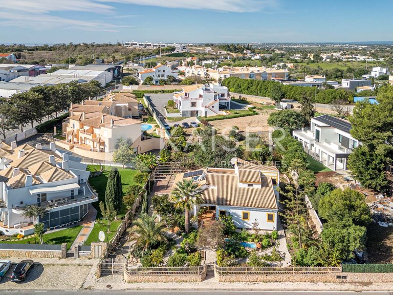 Villa for Sale in Albufeira, Albufeira 1