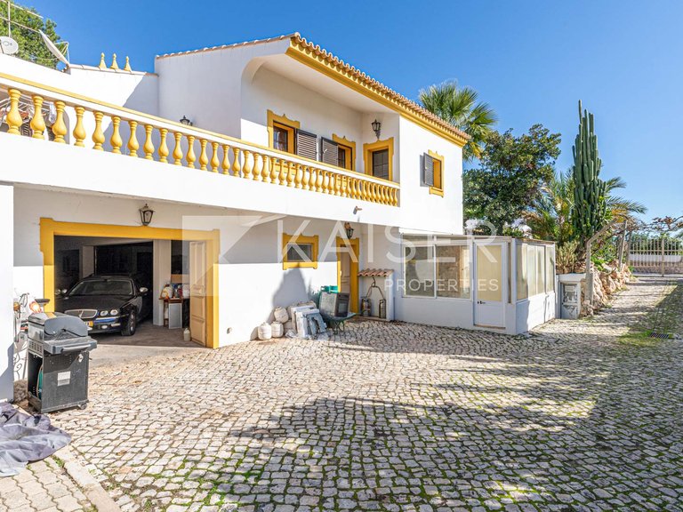 Villa for Sale in Albufeira, Albufeira 8