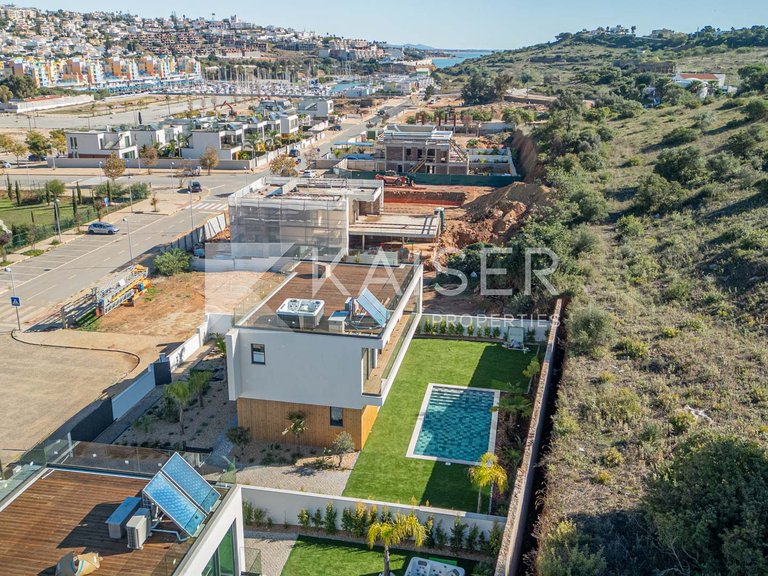 Villa for Sale in Albufeira, Albufeira 9