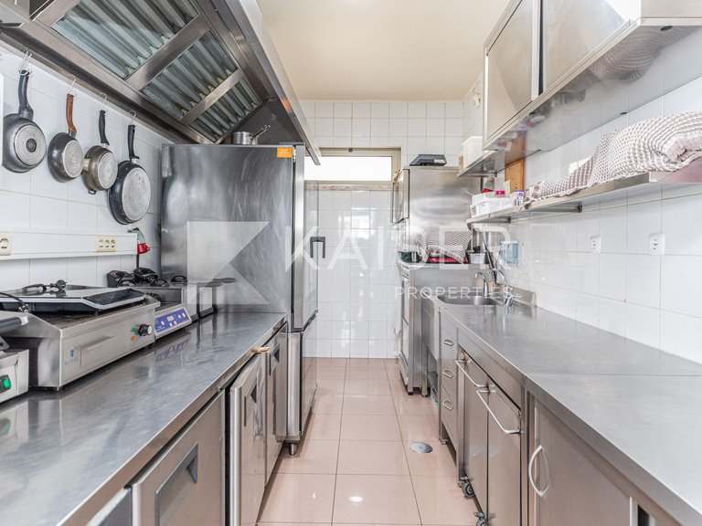 Commercial for Sale in Albufeira, Albufeira 3