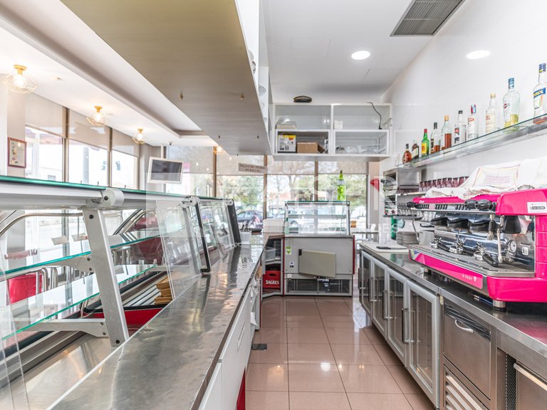 Commercial for Sale in Albufeira, Albufeira 5