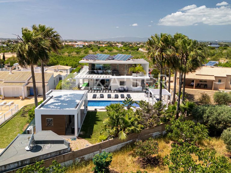 Villa for Sale in Albufeira, Albufeira 6
