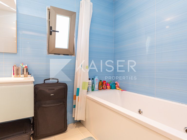 Villa for Sale in Albufeira, Albufeira 35